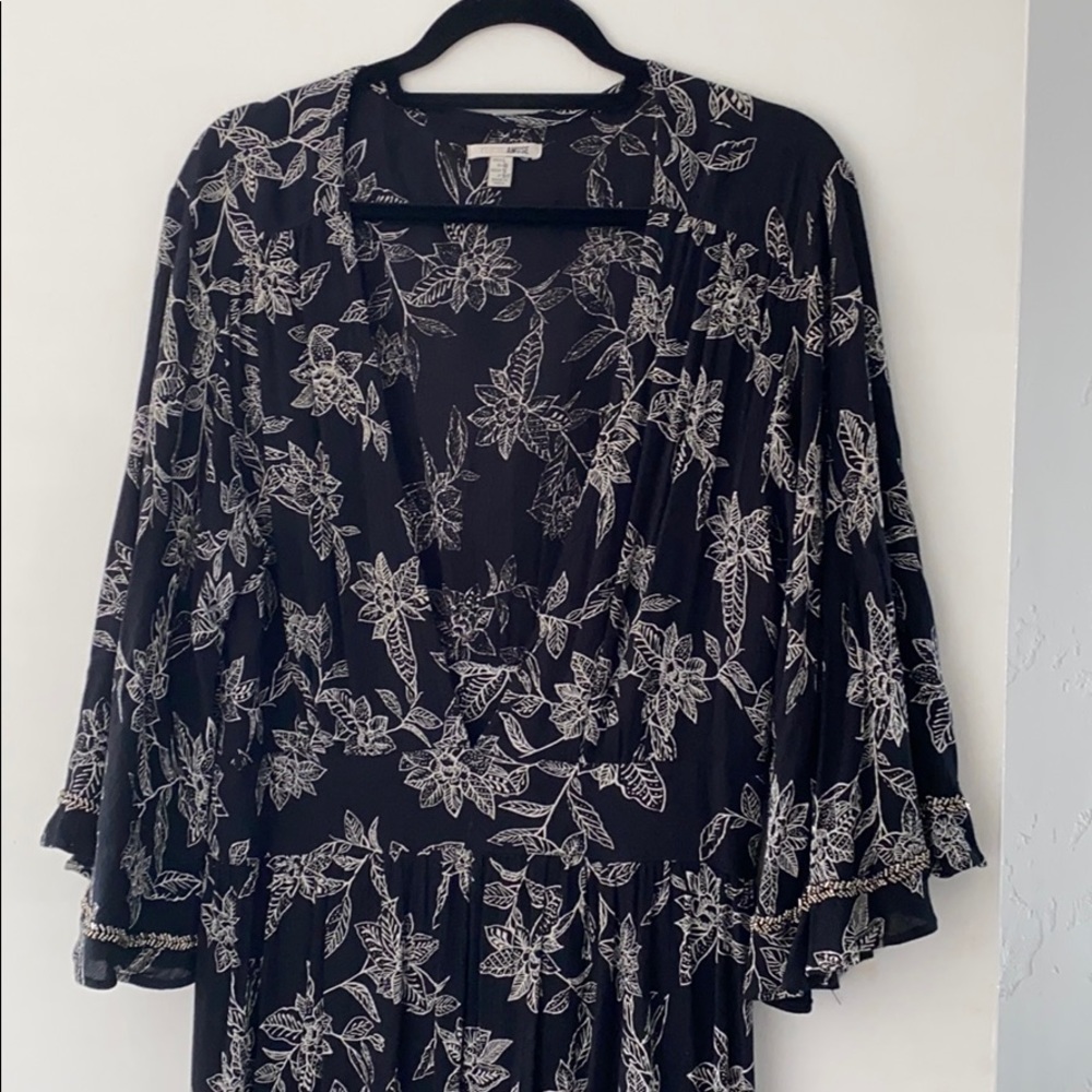 Amuse society  black floral print maxi dress!